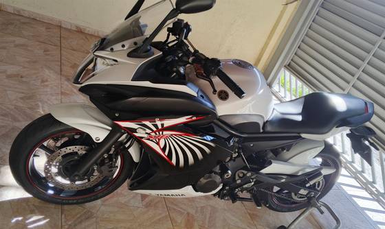YAMAHA XJ6 F 